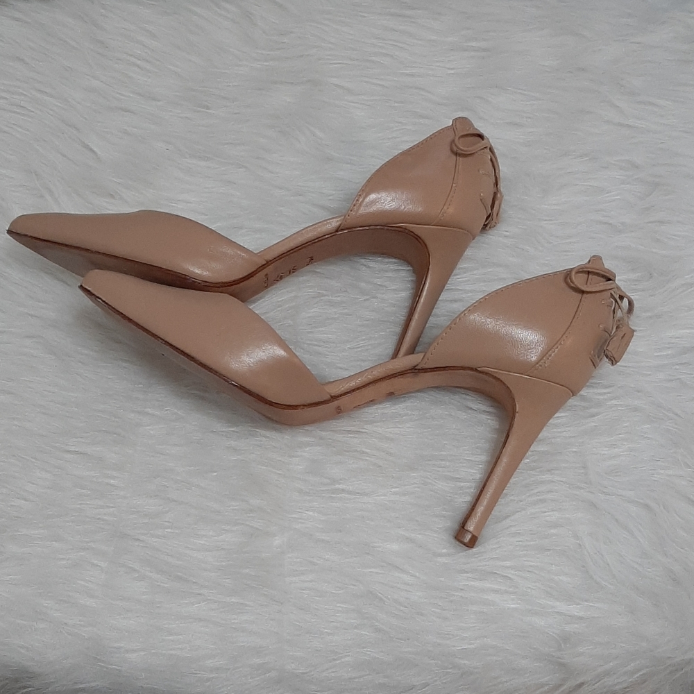 Antonio  Melani  leather  tan women's  heels